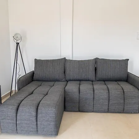 Апартаменти 30 Roses Grey